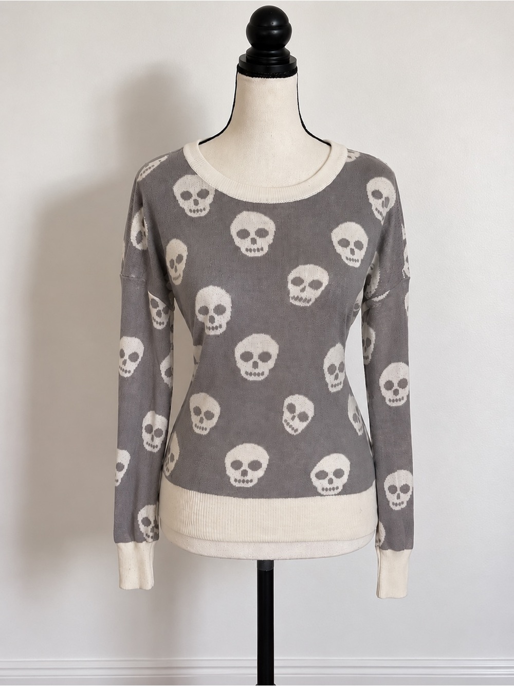 Zenana Gothic Skull Knit Sweater Gray Ivory Grunge -Small